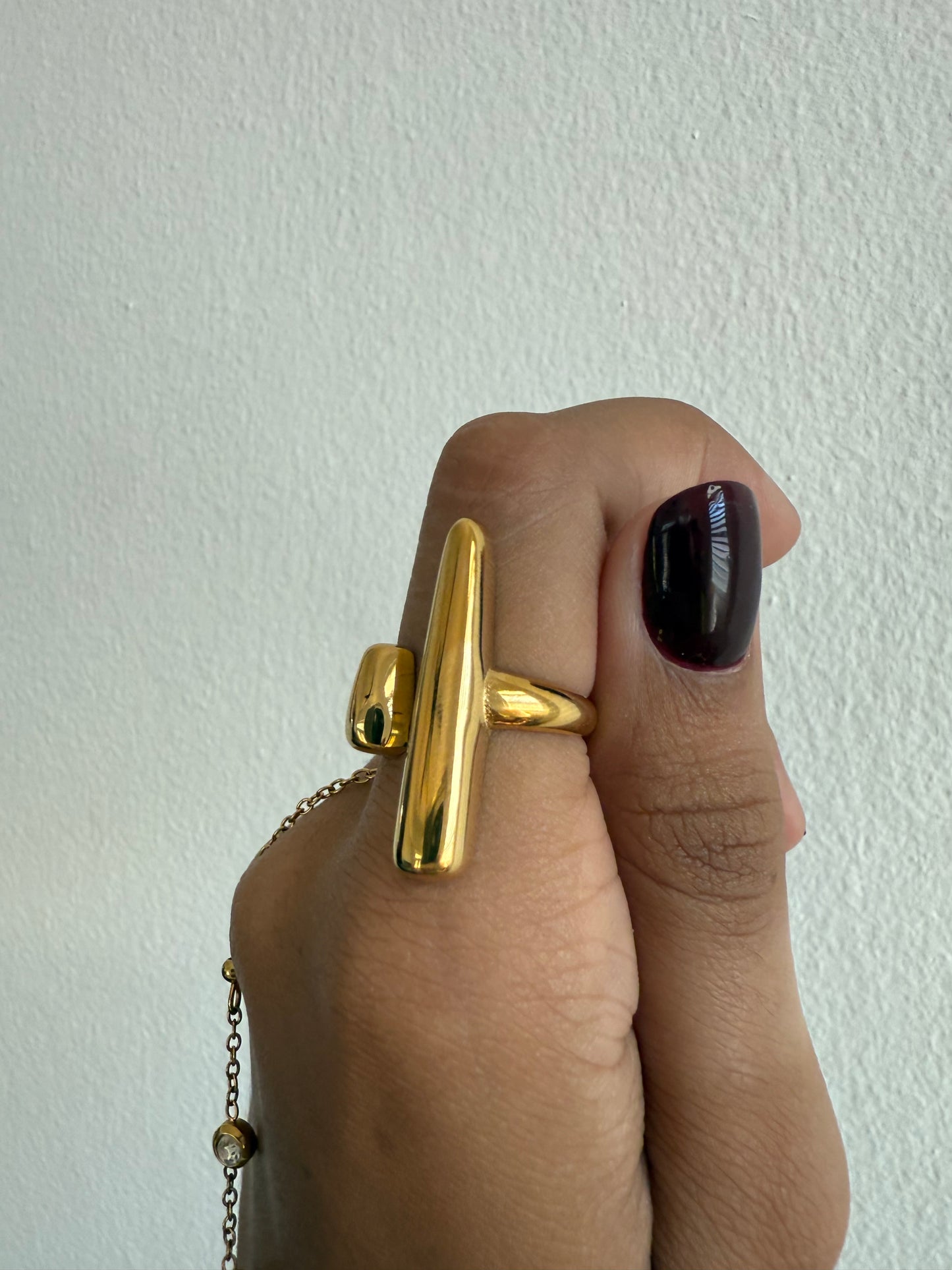 Gio Ring