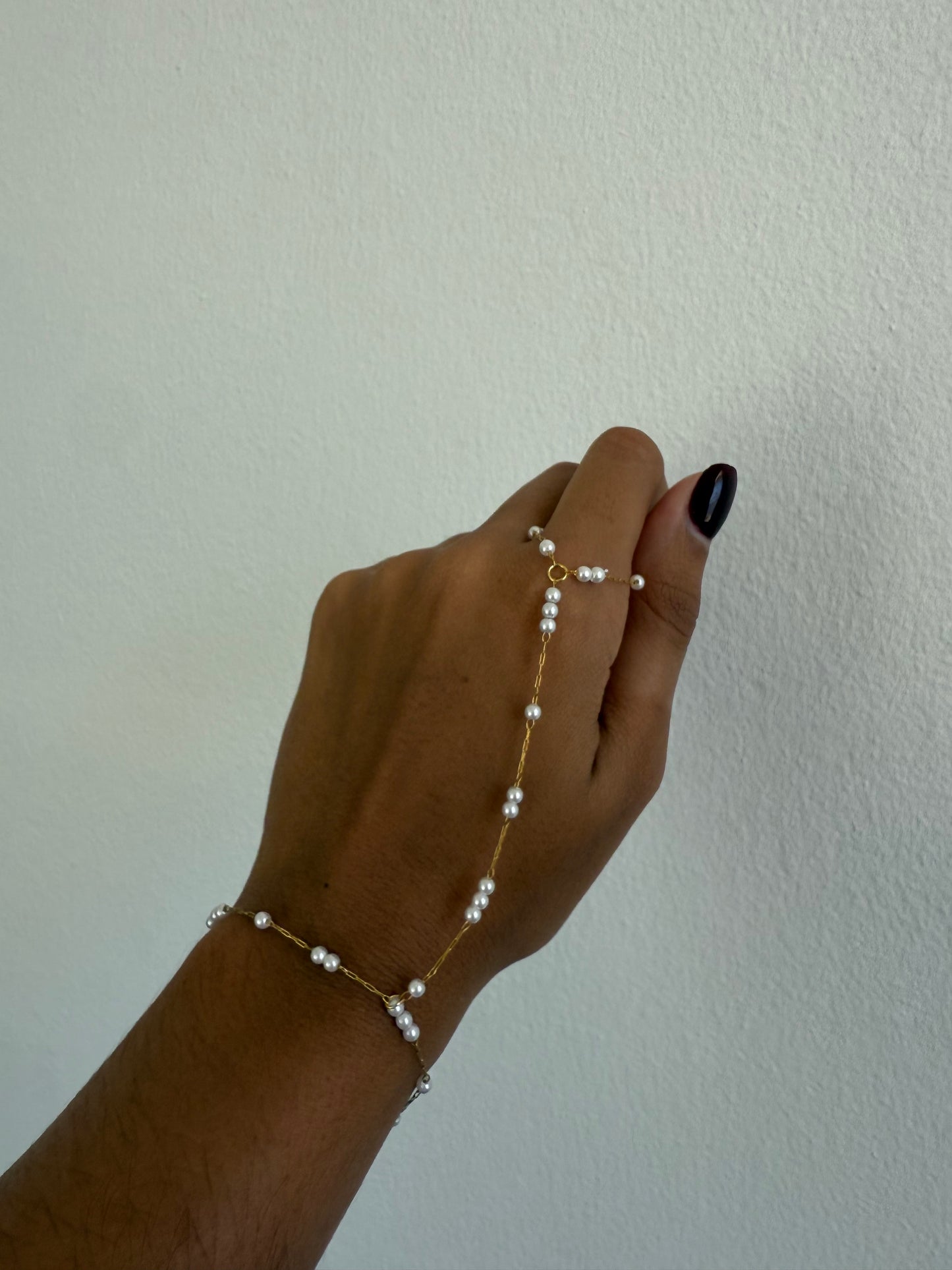 Sadie Hand Chain