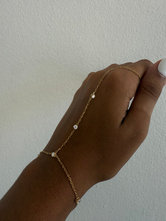 Mila Hand Chain