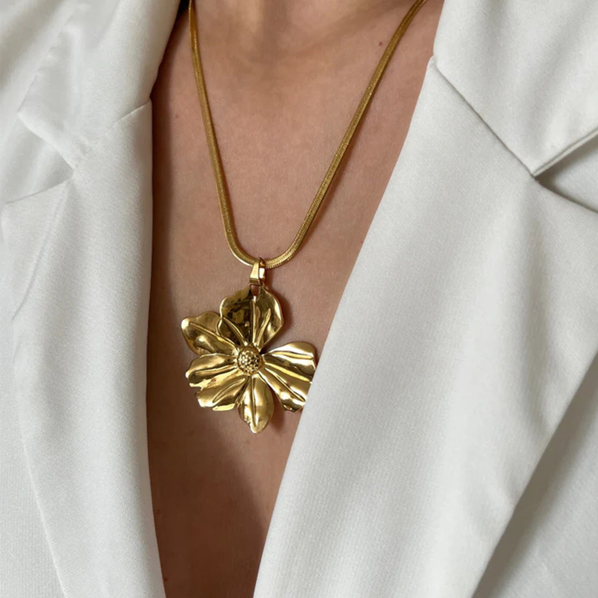 Inara Necklace