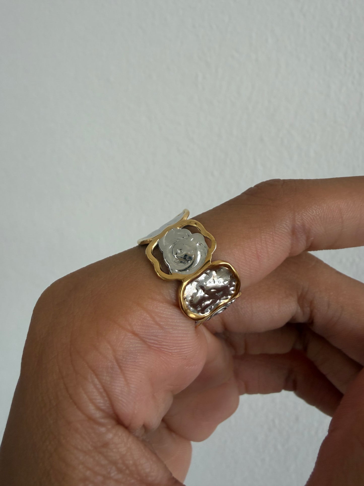 Greta Ring