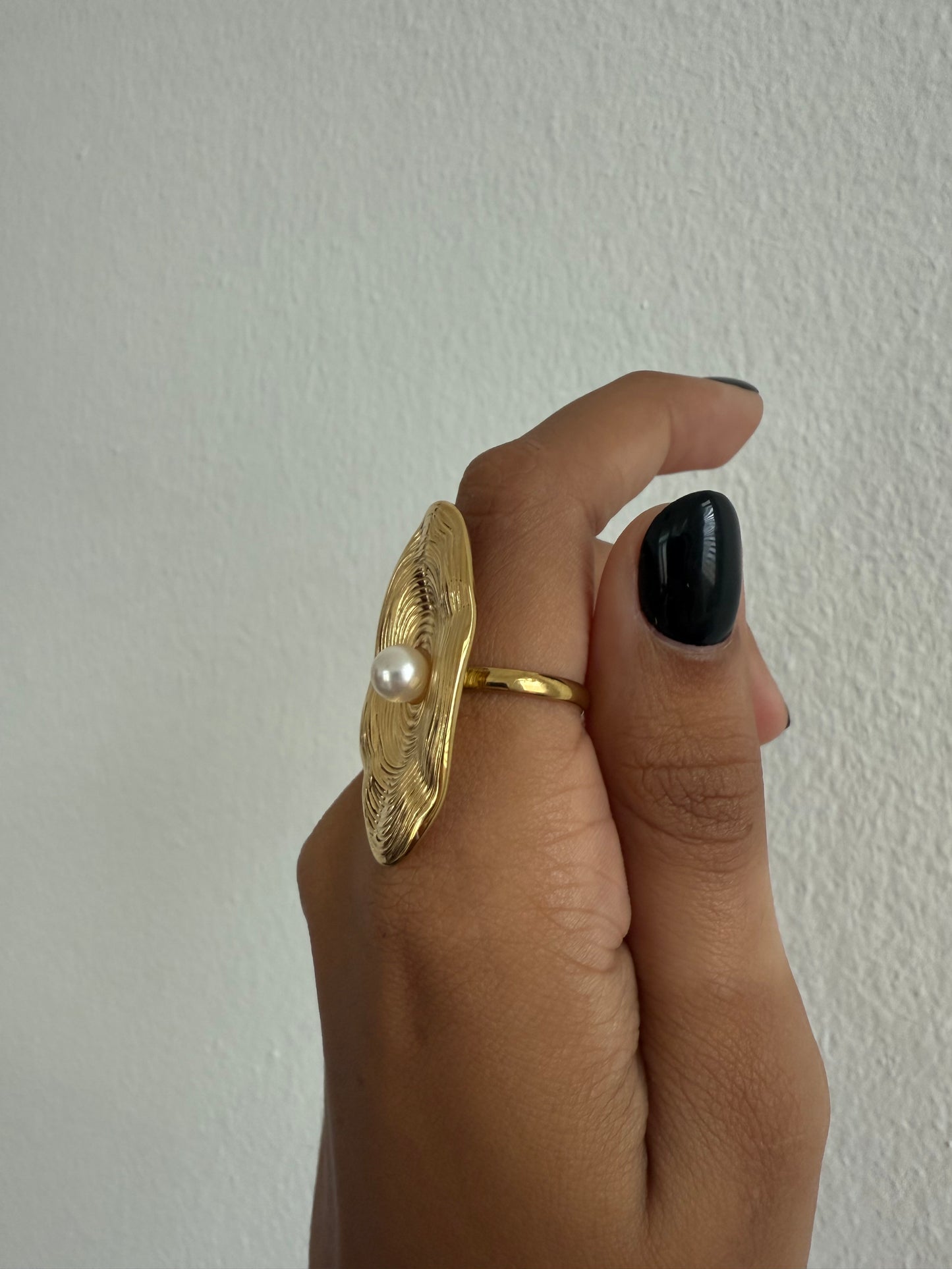 Luna Ring