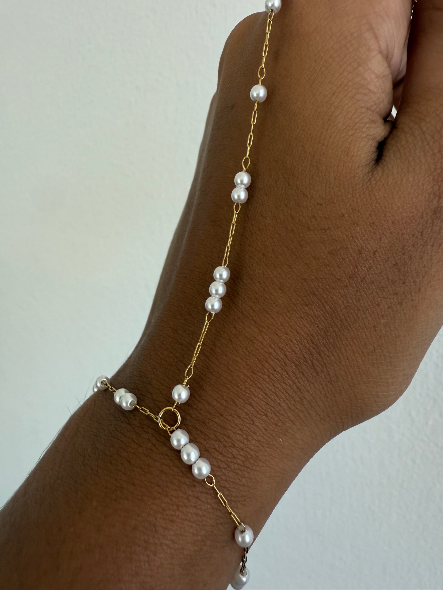 Sadie Hand Chain
