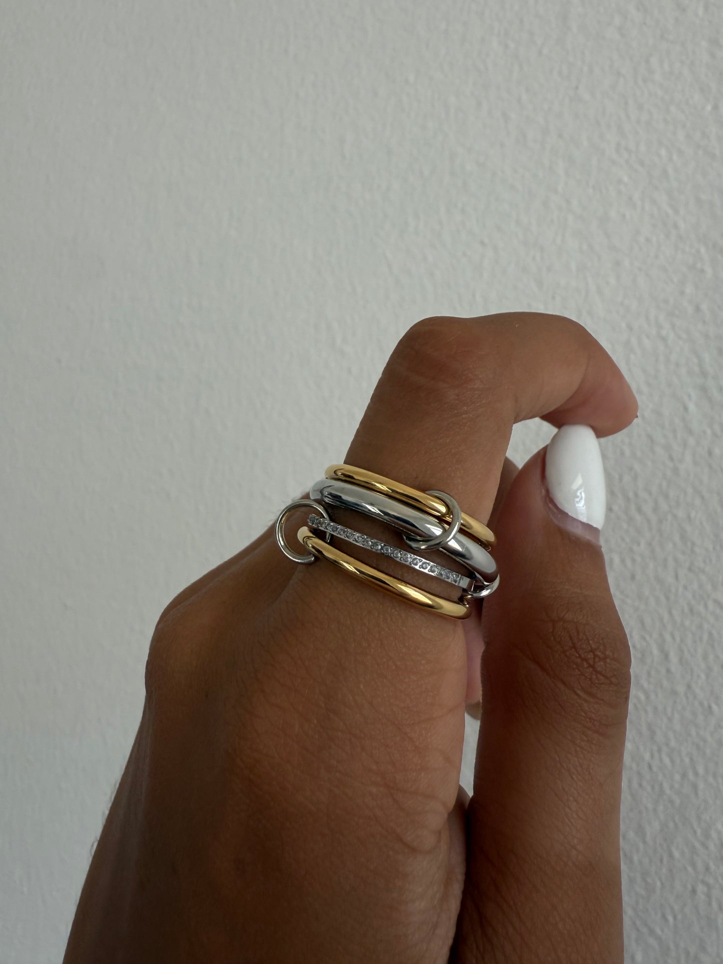 Inés Ring