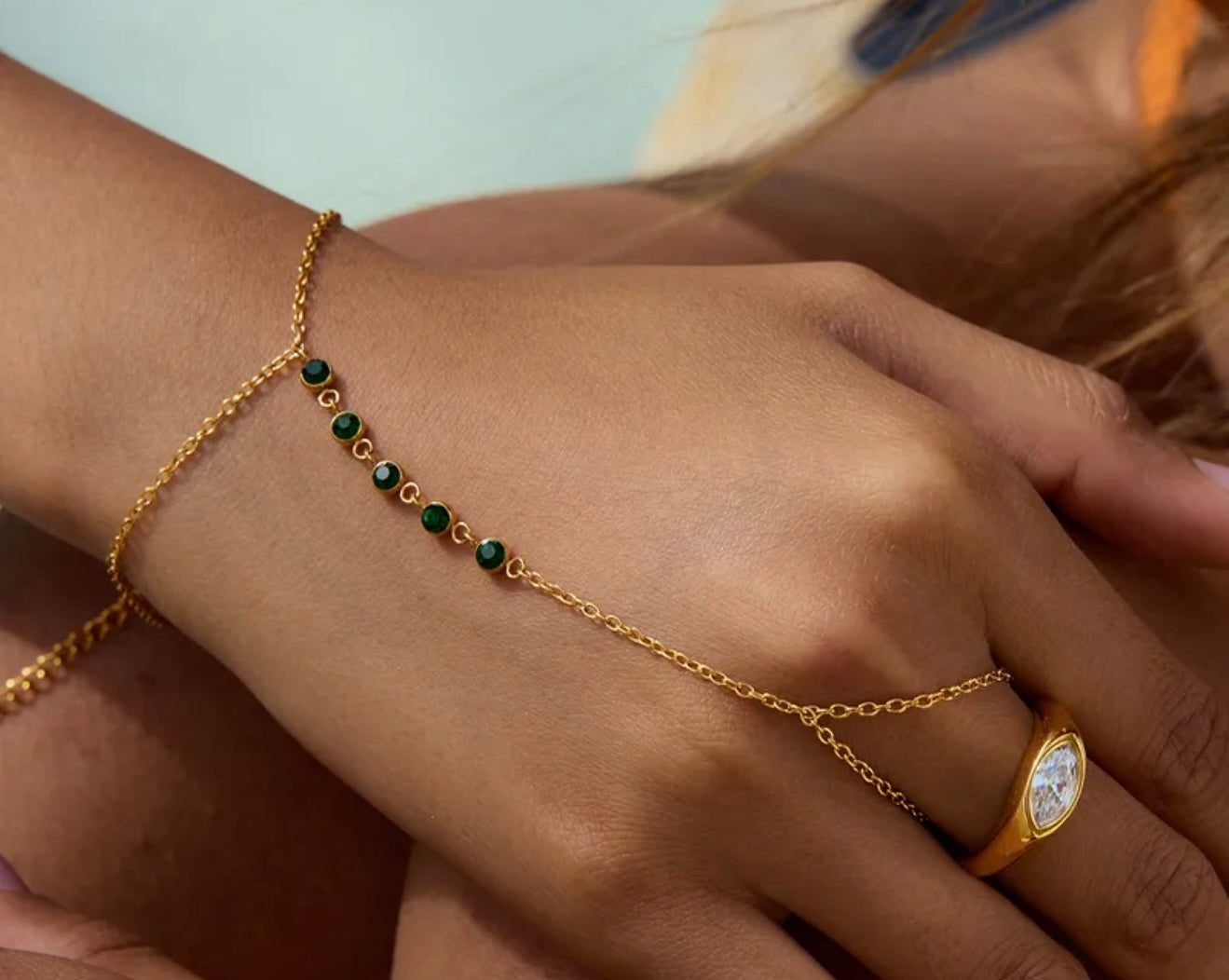 Aitana Hand Chain