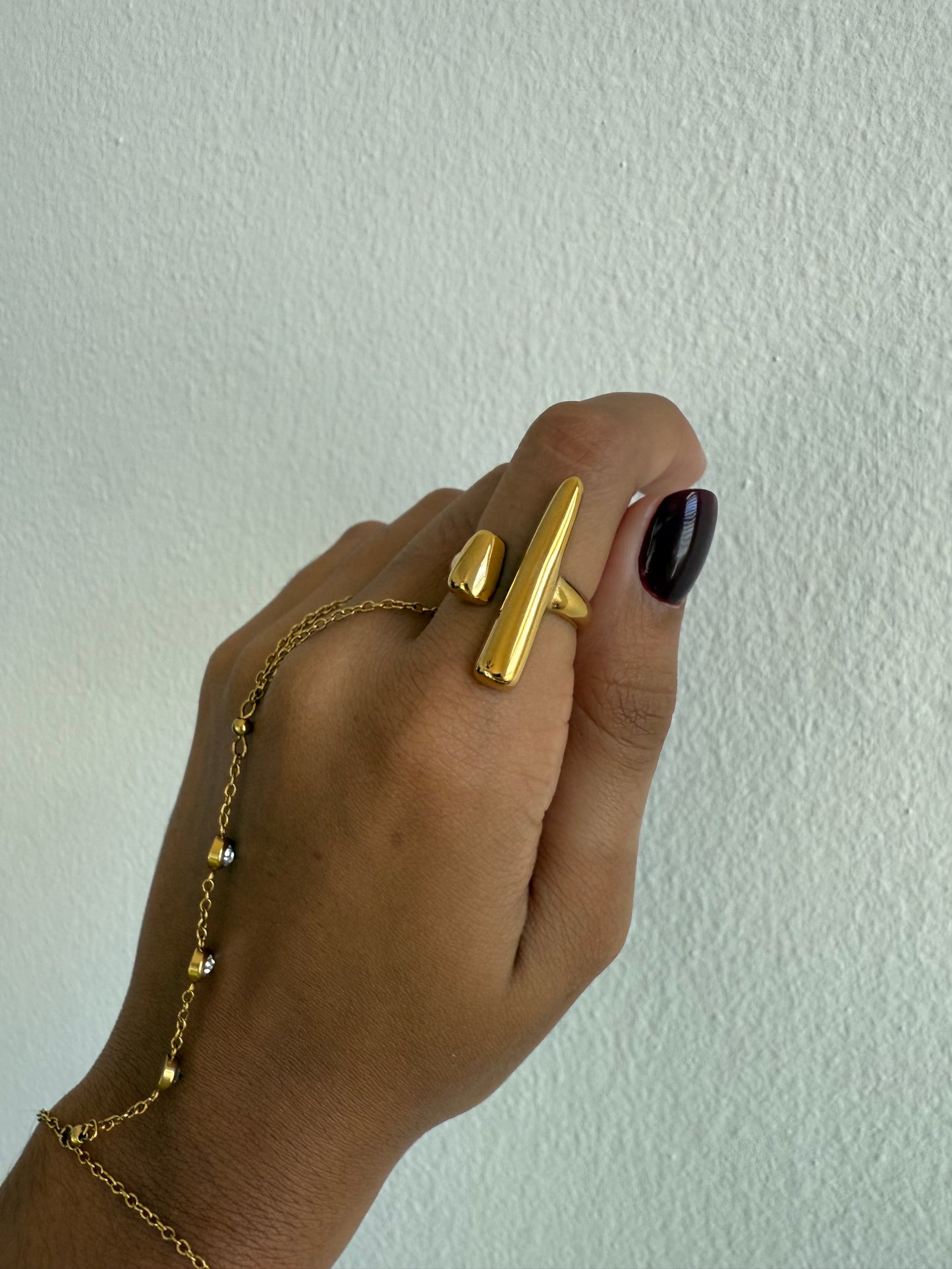 Gio Ring