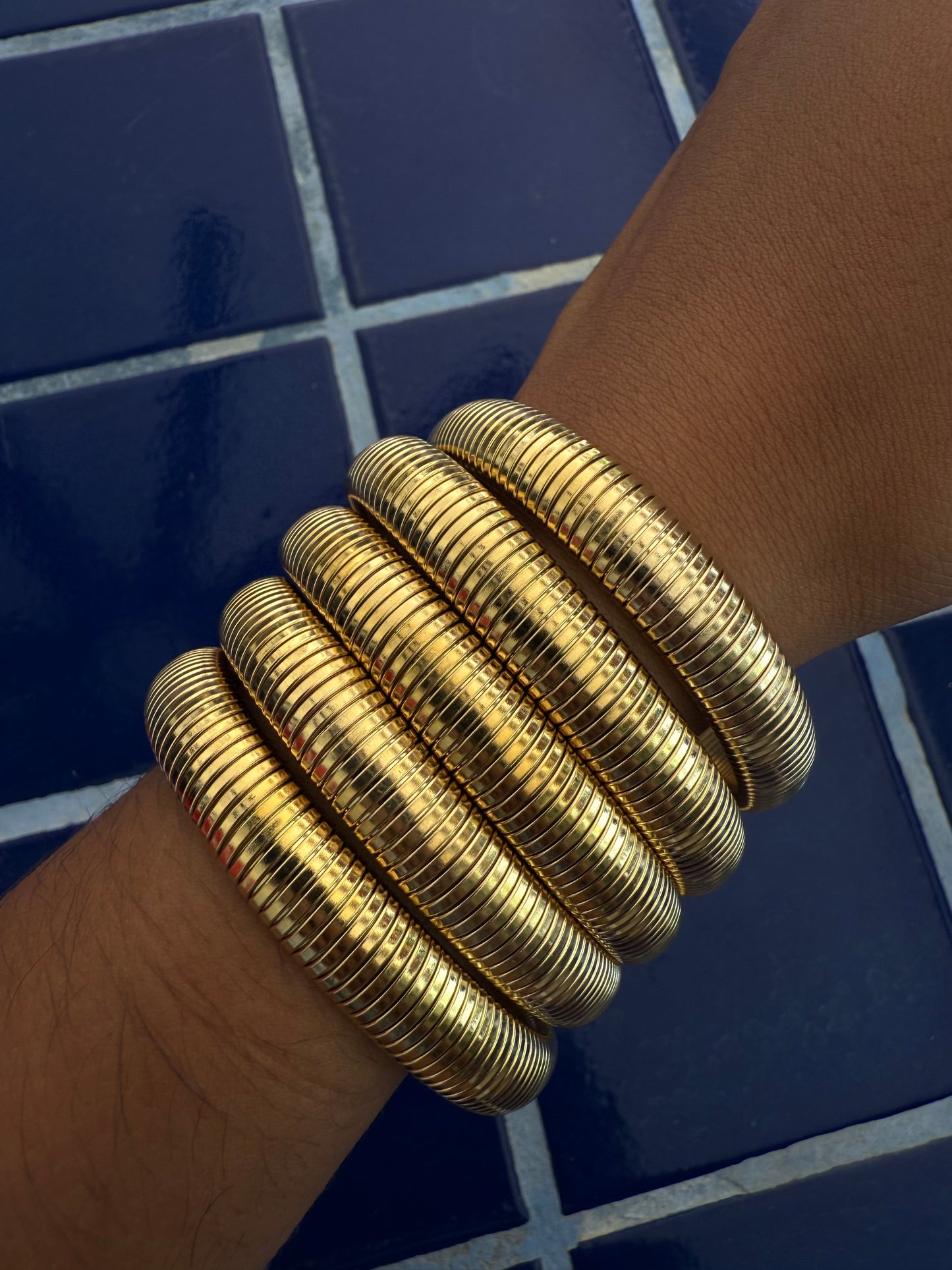 Safira Gold Bangles