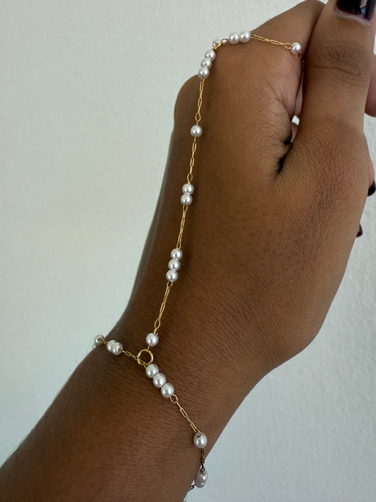 Sadie Hand Chain