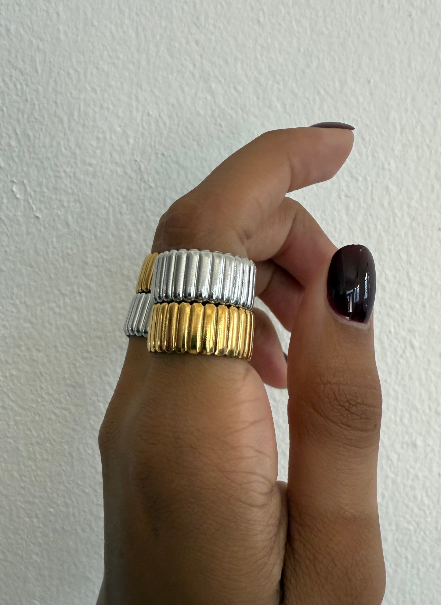 Ernesta Ring
