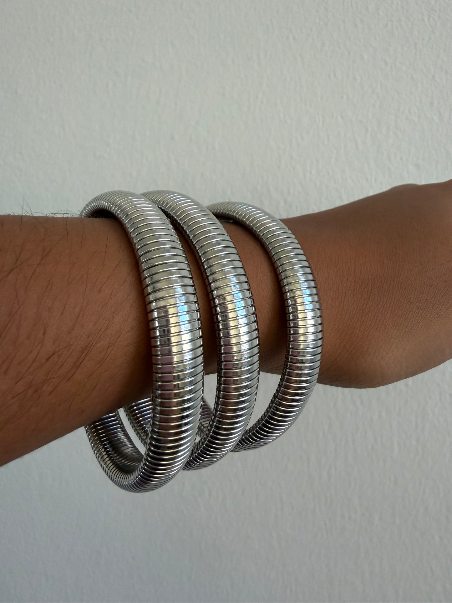 Safira Silver Bangles