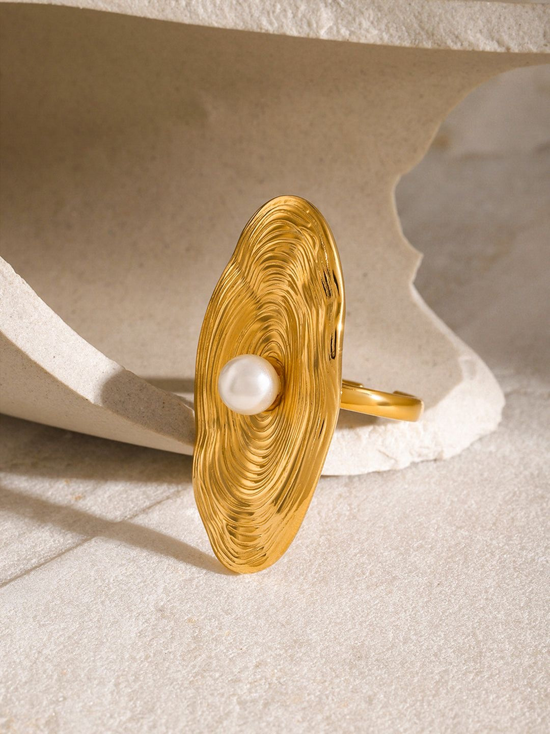 Luna Ring