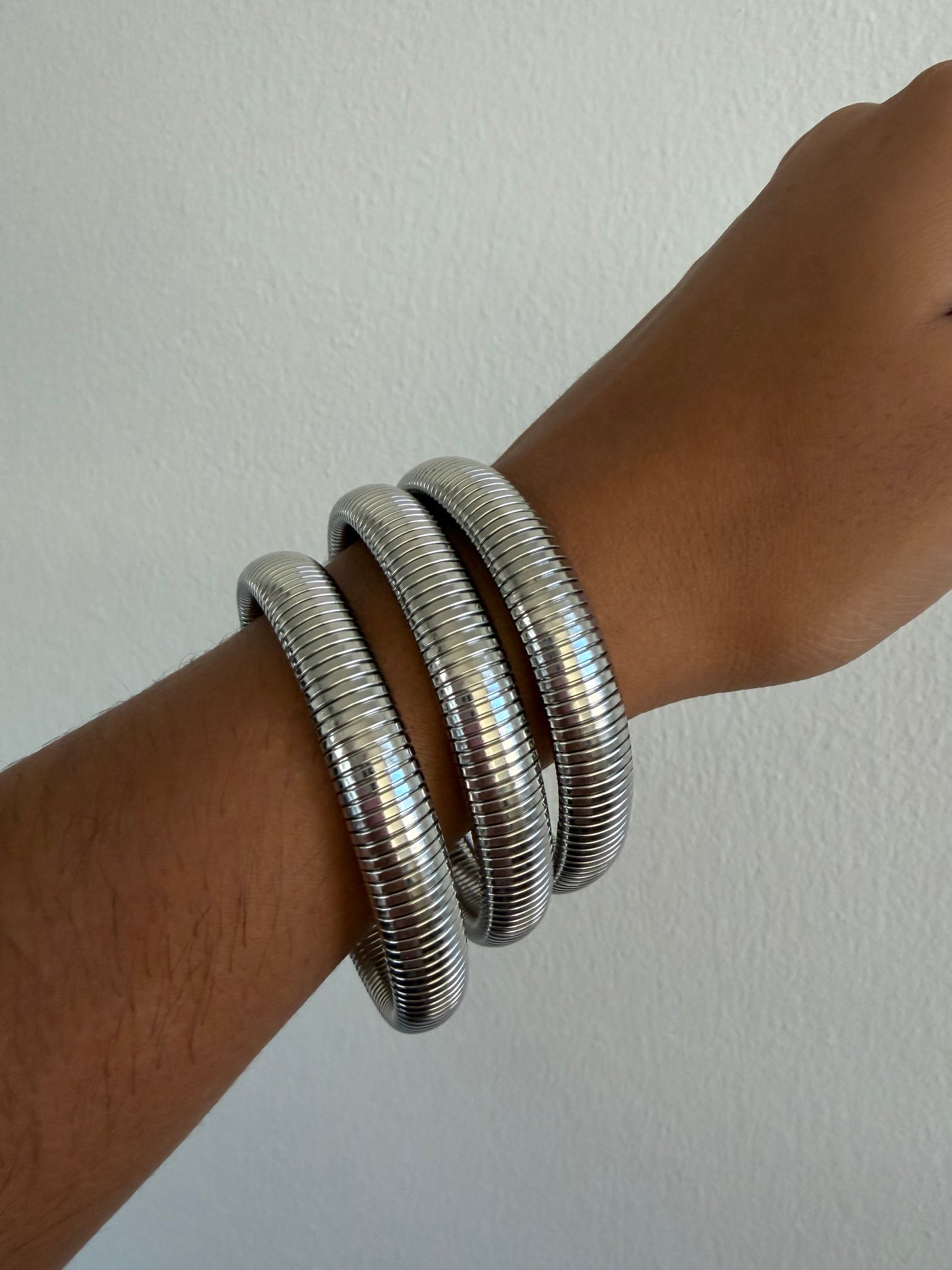 Safira Silver Bangles