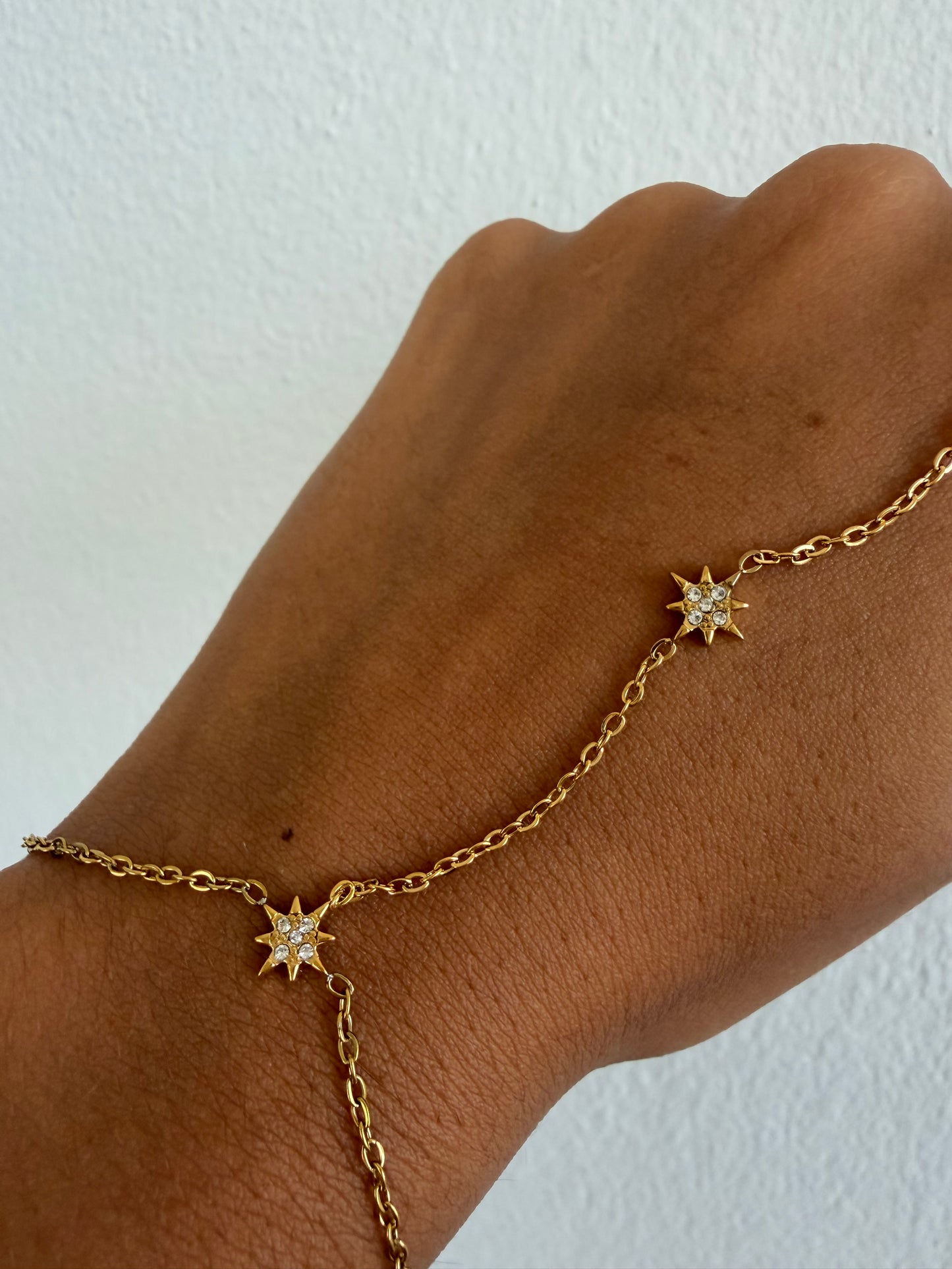 Ana María Hand Chain