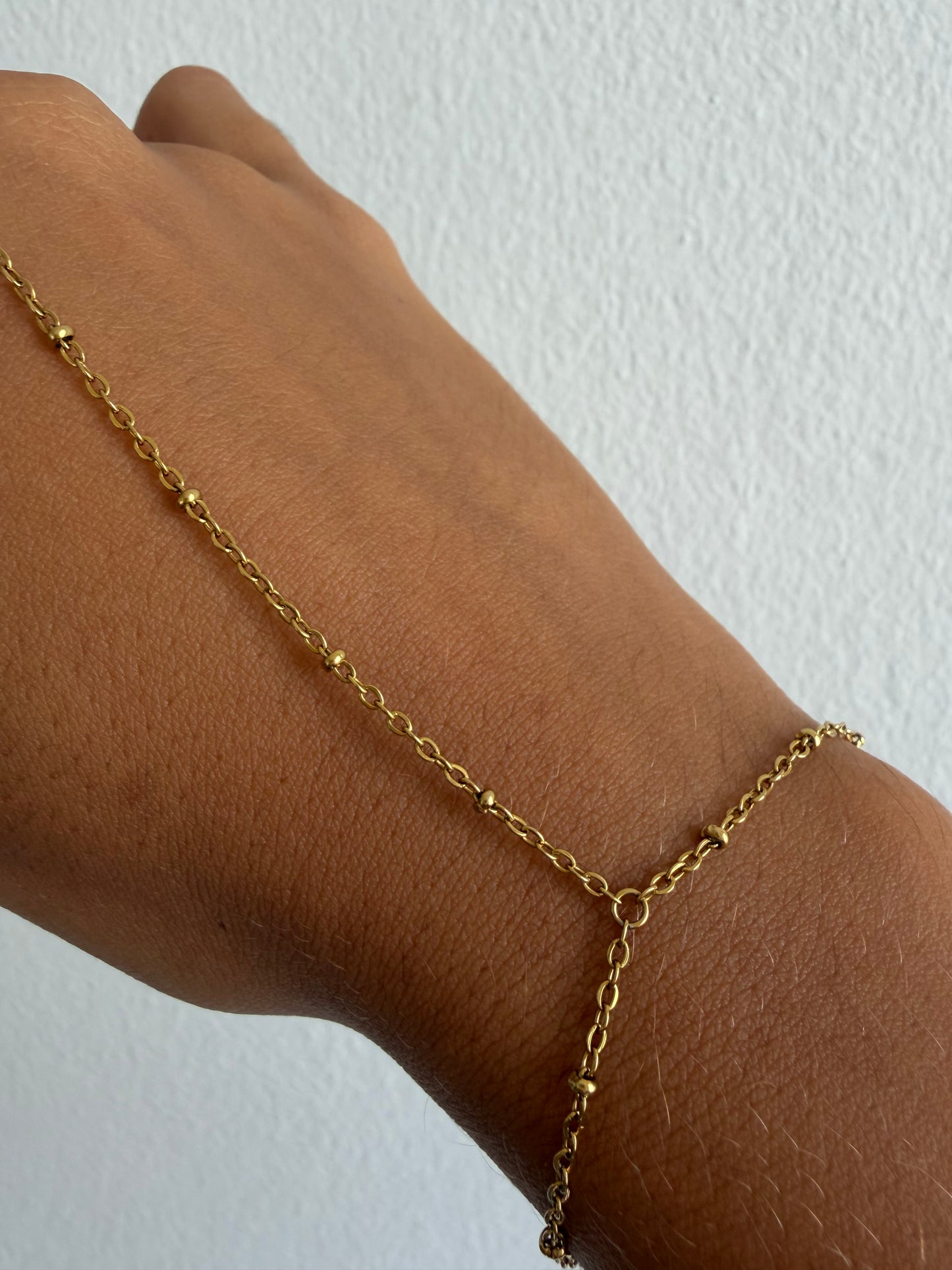 Saudi Hand Chain