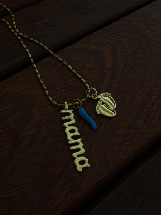 Mamá Charm Chain