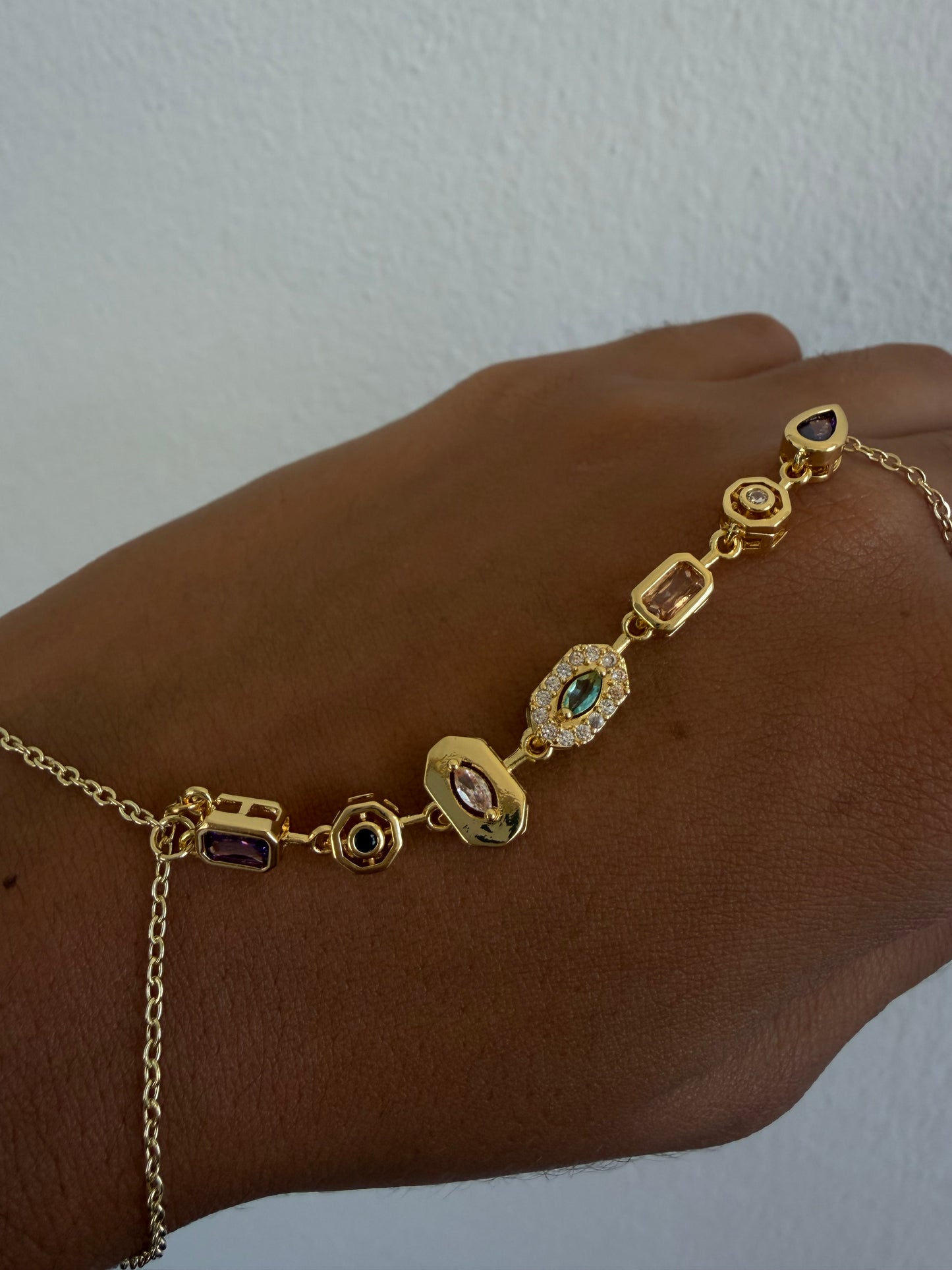 Aitana Hand Chain