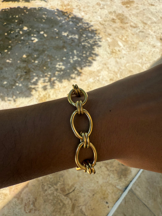 Nayra Bracelet